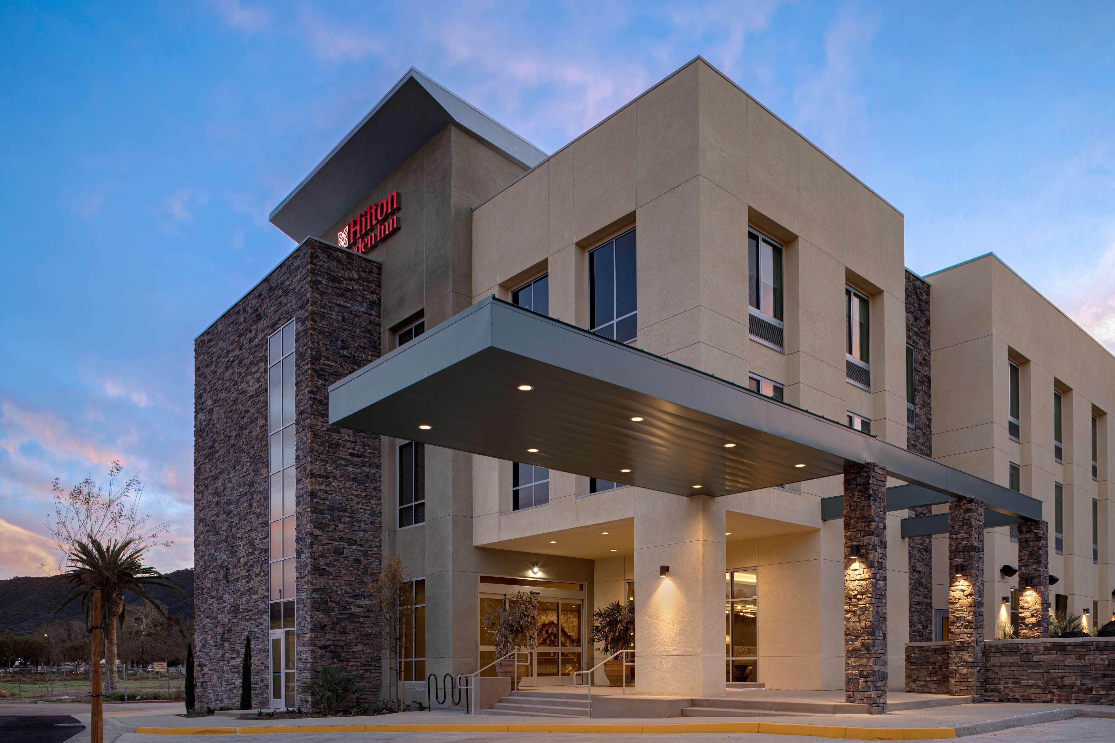 Hilton Garden Inn เทเมคิวลา ภายนอก รูปภาพ
