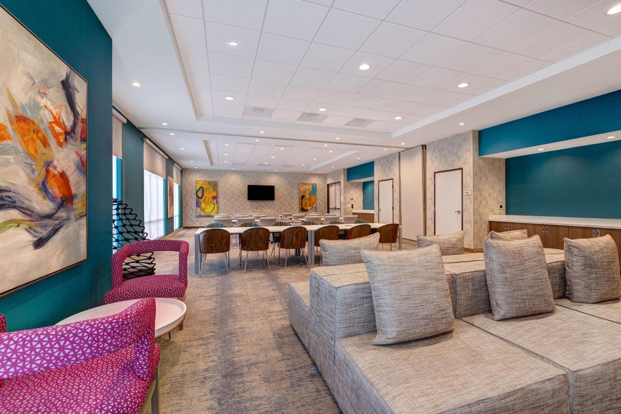 Hilton Garden Inn เทเมคิวลา ภายนอก รูปภาพ