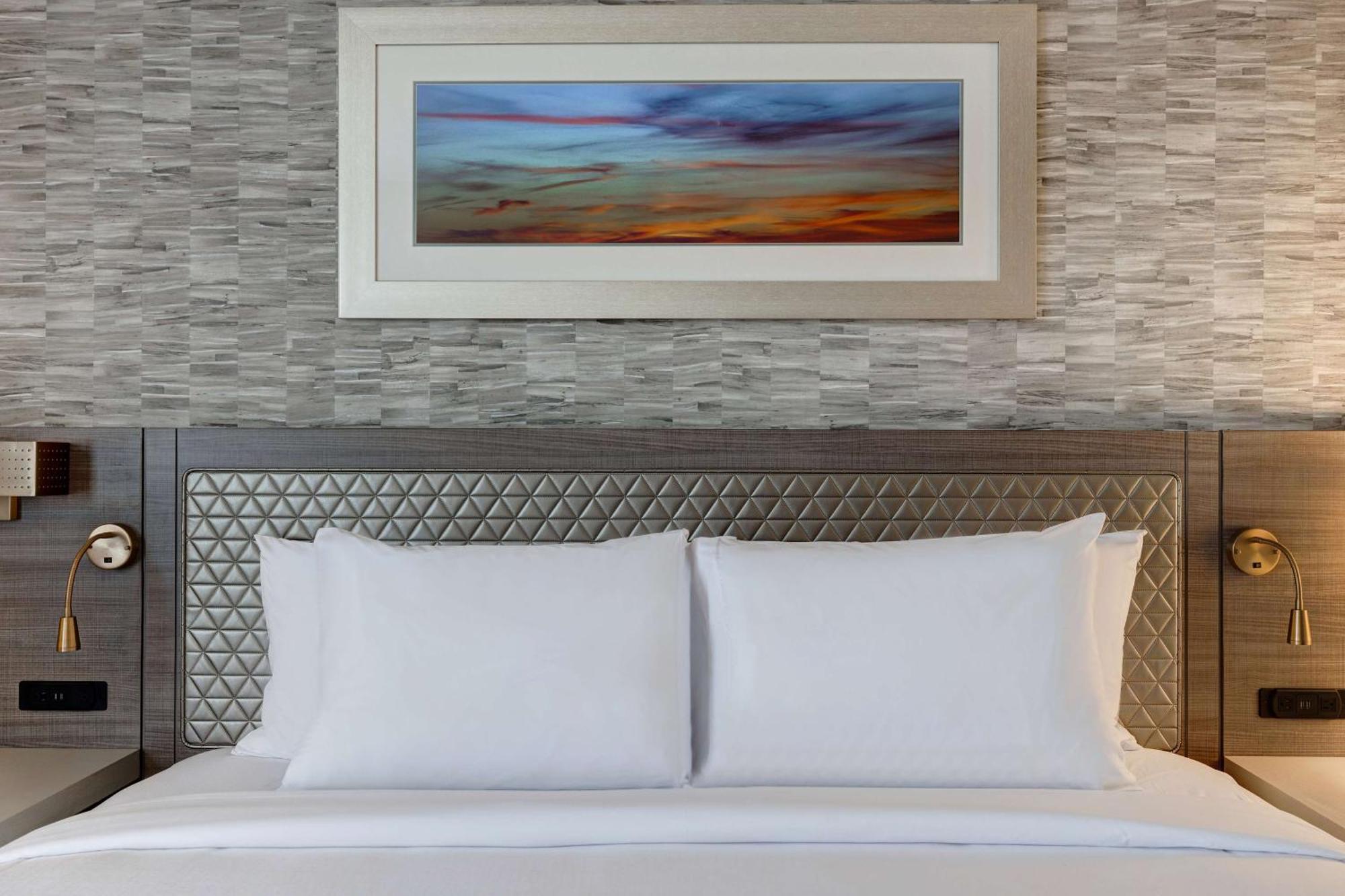 Hilton Garden Inn เทเมคิวลา ภายนอก รูปภาพ